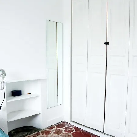 Hostnfly - Charming Near Republic Lejlighed Paris